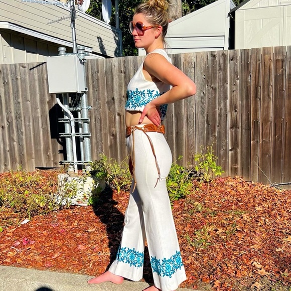 1960's Cotton/Linen Embroidered Vest Flares Ensemble - Picture 3 of 10